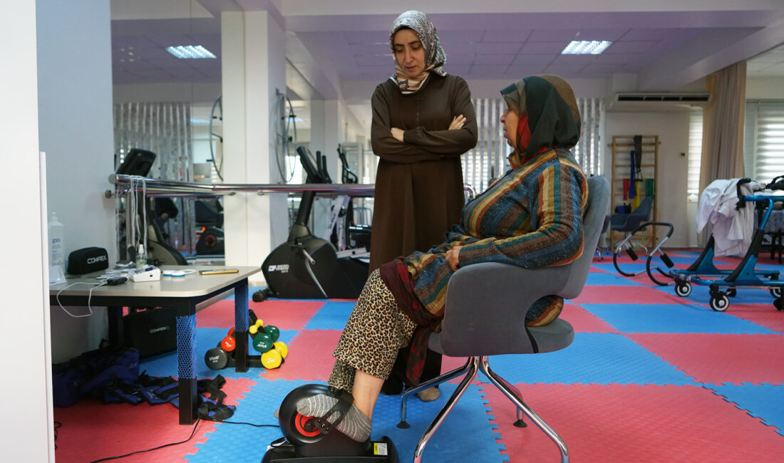 Büyükşehir Belediyesi tarafından Dulkadiroğlu Divanlı Mahallesi’nde hizmete alınan Aktif Yaşam