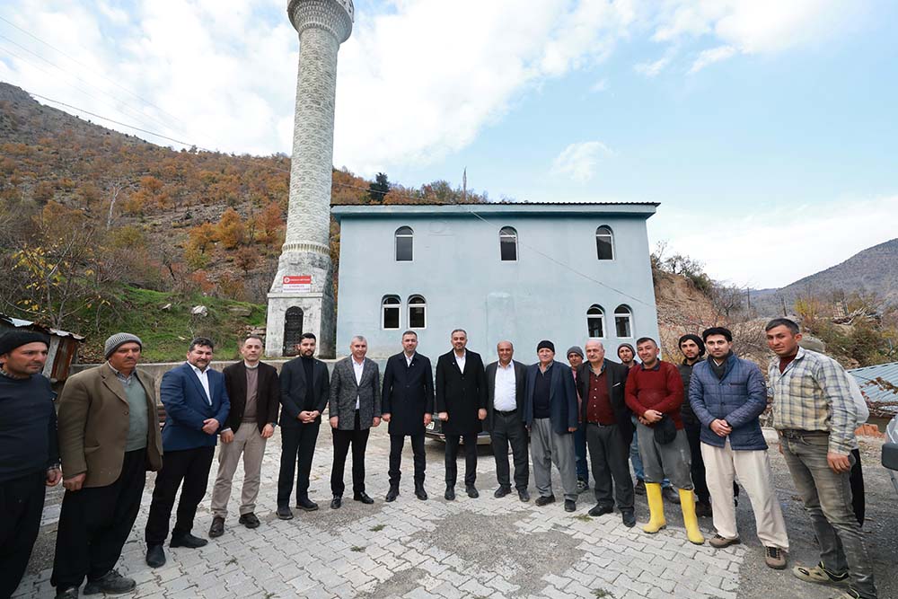 Onikişubat Belediye Başkanı Hanifi Toptaş, saha ziyaretleri ile ilçedeki 141