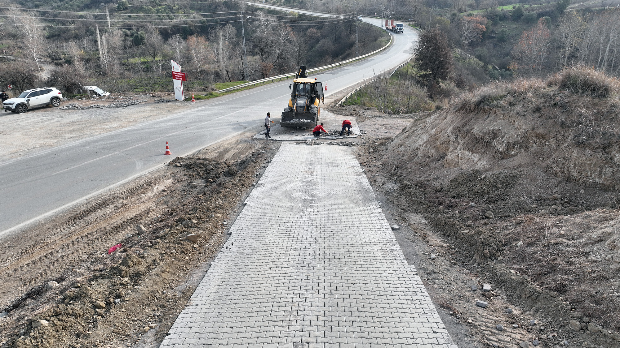 Kahramanmaraş Onikişubat’ta Bir Mahalle Daha Konforlu Ulaşıma Kavuştu! 2 Yavsanova 7