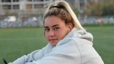 Futbol sahalarındaki performansı ve yarışma programlarındaki başarılarıyla adından sıkça söz