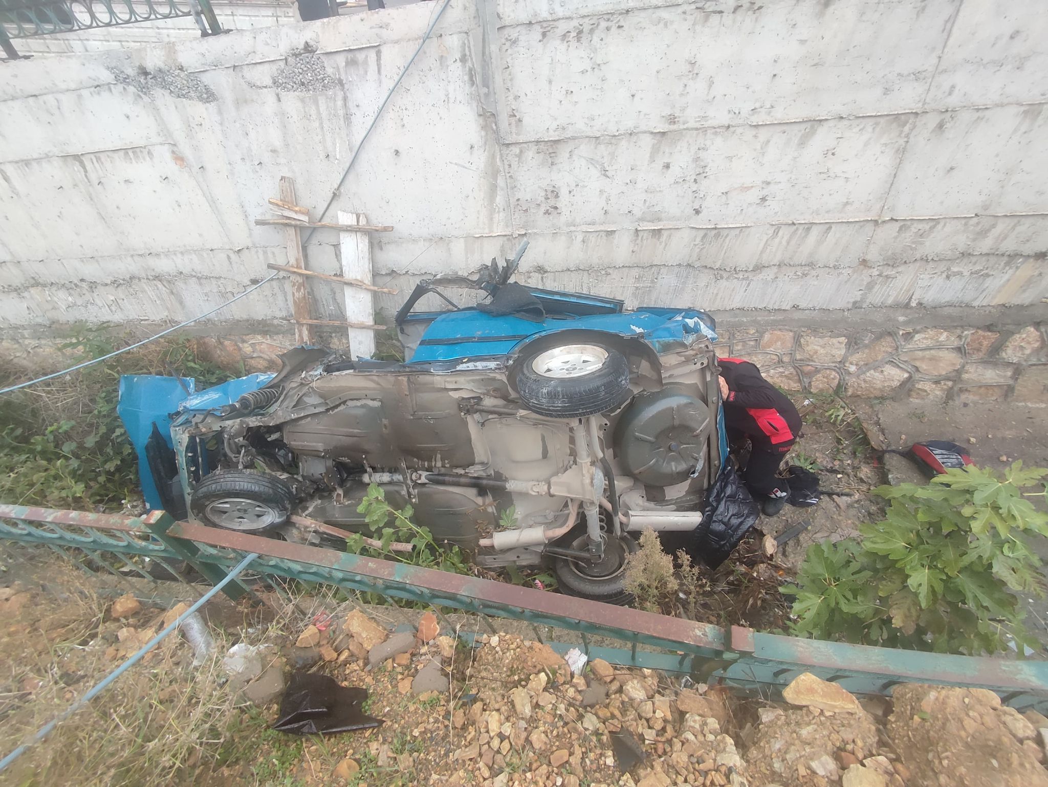 Kahramanmaraş’ta Otomobil Kanala Uçtu: 3 Kişi Yaralandı! 2 f17dc6f7 9398 4088 8879 ae7a3b36c0cf