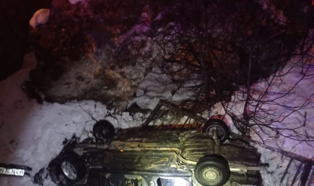 Kahramanmaraş’ın Onikişubat ilçesi, gece saatlerinde bir trafik kazasına sahne oldu.