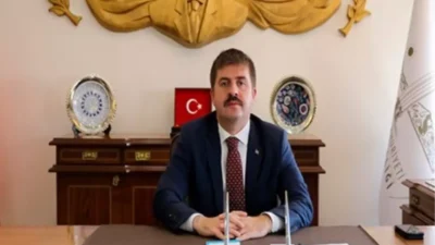 Cumhurbaşkanı Recep Tayyip Erdoğan’ın imzasıyla Resmi Gazete’de yayımlanan Valiler Kararnamesi