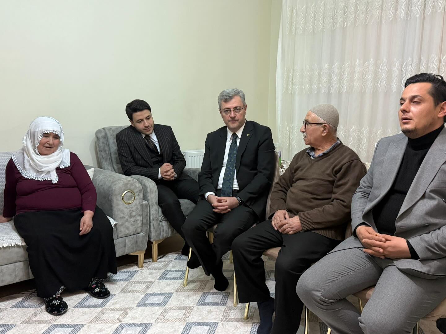 MHP İl Başkanı Metehan Göksun’da İftar Sofrasında Vatandaşlarla Buluştu! 2 640877549 18308375434282339 6922799697543108732 n