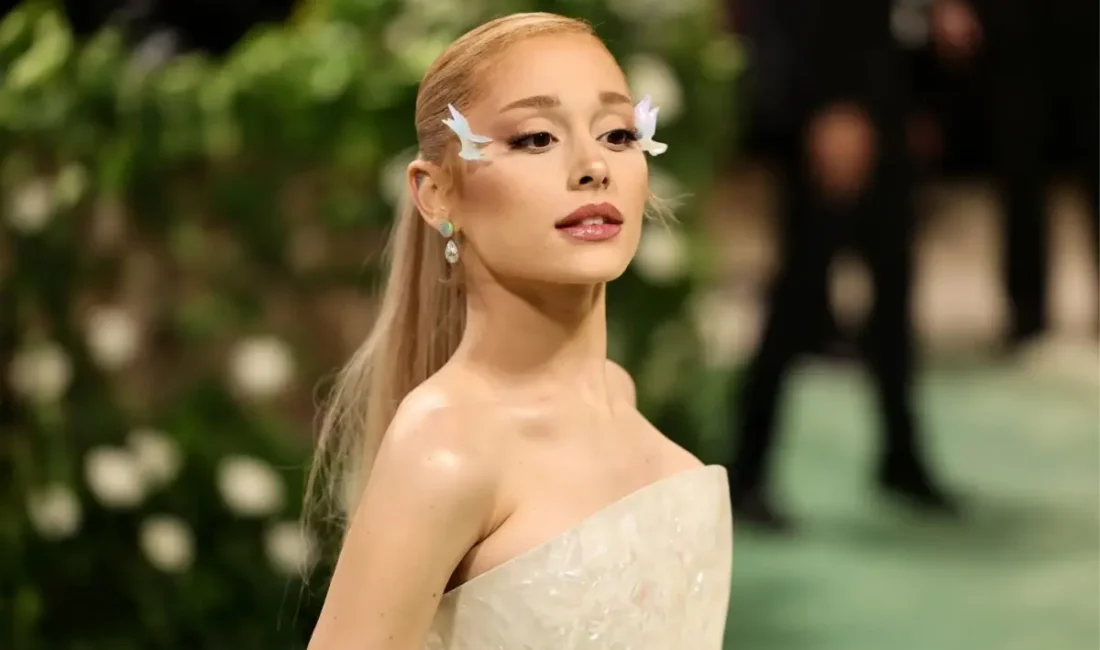 Dünyaca ünlü pop ikonu Ariana Grande, sadece "7 Rings" ve