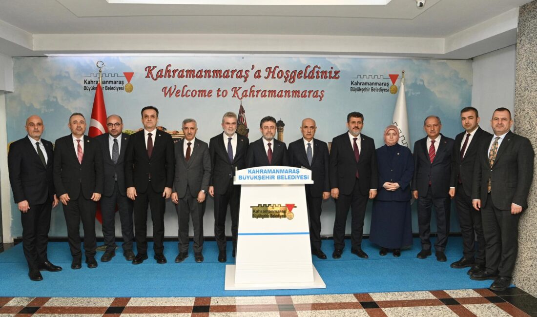 Bir dizi ziyaretlerde bulunmak ve bakanlık yatırımlarını yerinde incelemek için