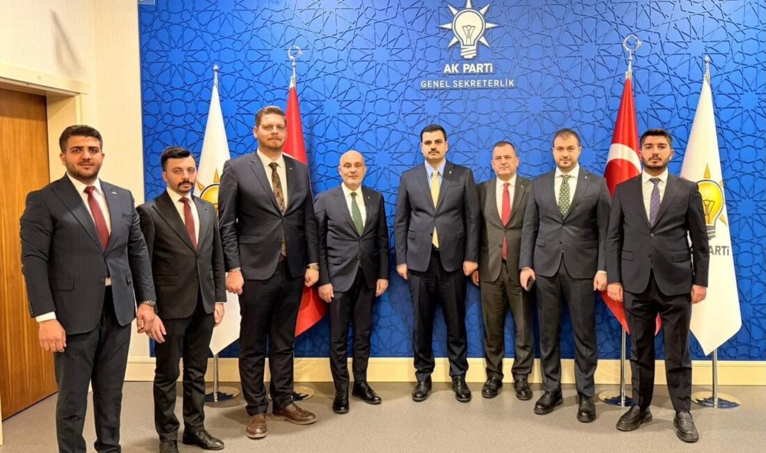 AK Parti Kahramanmaraş İl Başkanı M. Burak Gül ve beraberindeki