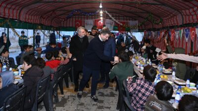 Büyükşehir Belediyesi, Ramazan ayında kardeşlik sofrasını Suriye’nin İdlib şehrine kurdu.