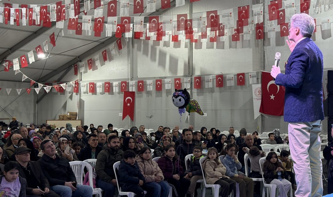 Büyükşehir Belediyesinin Ramazan etkinlikleri, Osman Egin söyleşisiyle devam etti.