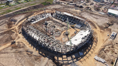 Dulkadiroğlu İstasyon Mahallesi’ndeşehrin yeni stadyumunun inşası hızla devam ediyor.