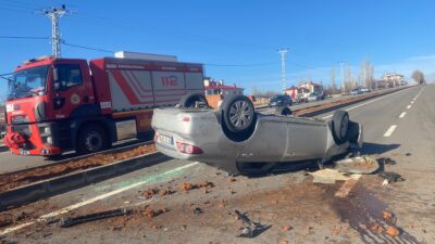 Kahramanmaraş’ın Nurhak ilçesinde meydana gelen trafik kazasında 2 kişi yaralandı.