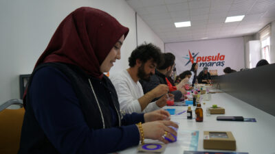 Büyükşehir Belediyesinin gençlik markası Pusula Maraş tarafından düzenlenen Doğal Sabun