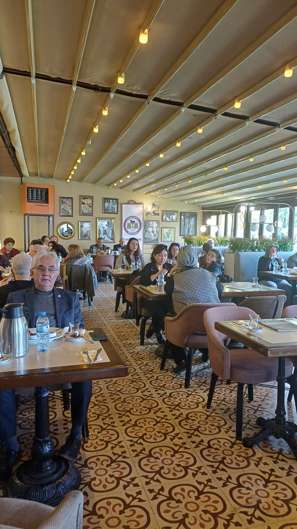 0ee3df7b d8b3 4869 83df a237a7cb7474