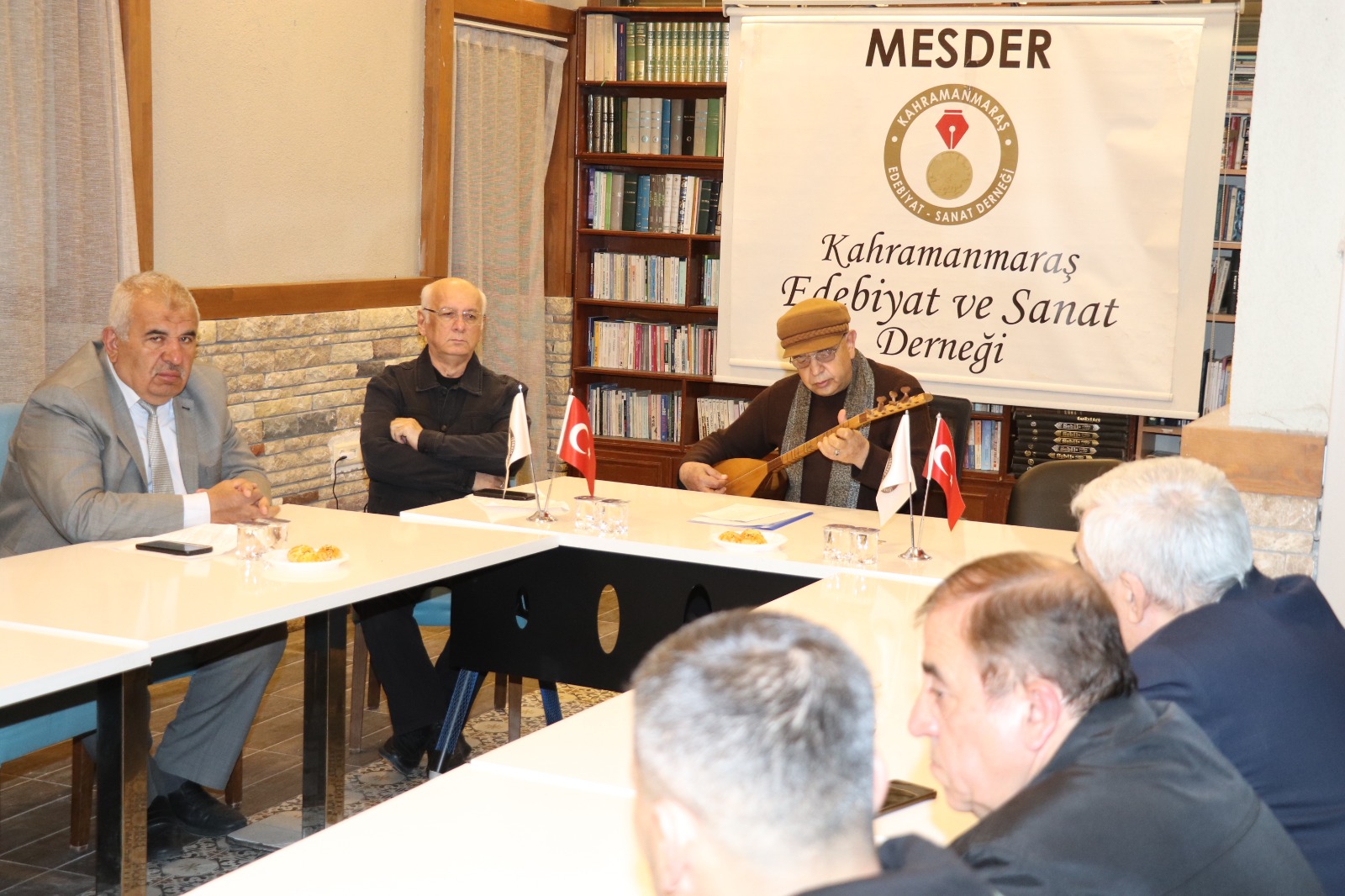 1ae6cdf5 265c 470c a909 5f0cbb2265d7