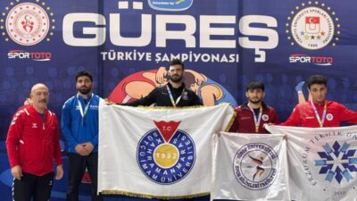 Burdur Mehmet Akif Ersoy Üniversitesi ev sahipliğinde düzenlenen ÜNİLİG Güreş