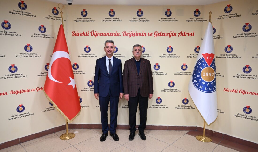 Nevzat Pakdil ve beraberindeki heyet, KSÜ Rektörü Prof. Dr. İbrahim