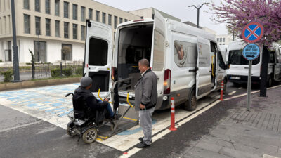 Büyükşehir Belediyesi, EKPSS’ye giren özel gereksinimli vatandaşları sınav gününde de