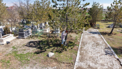 Büyükşehir Belediyesi, kuzey ilçelerde bulunan toplam 736 mezarlık alanında kapsamlı