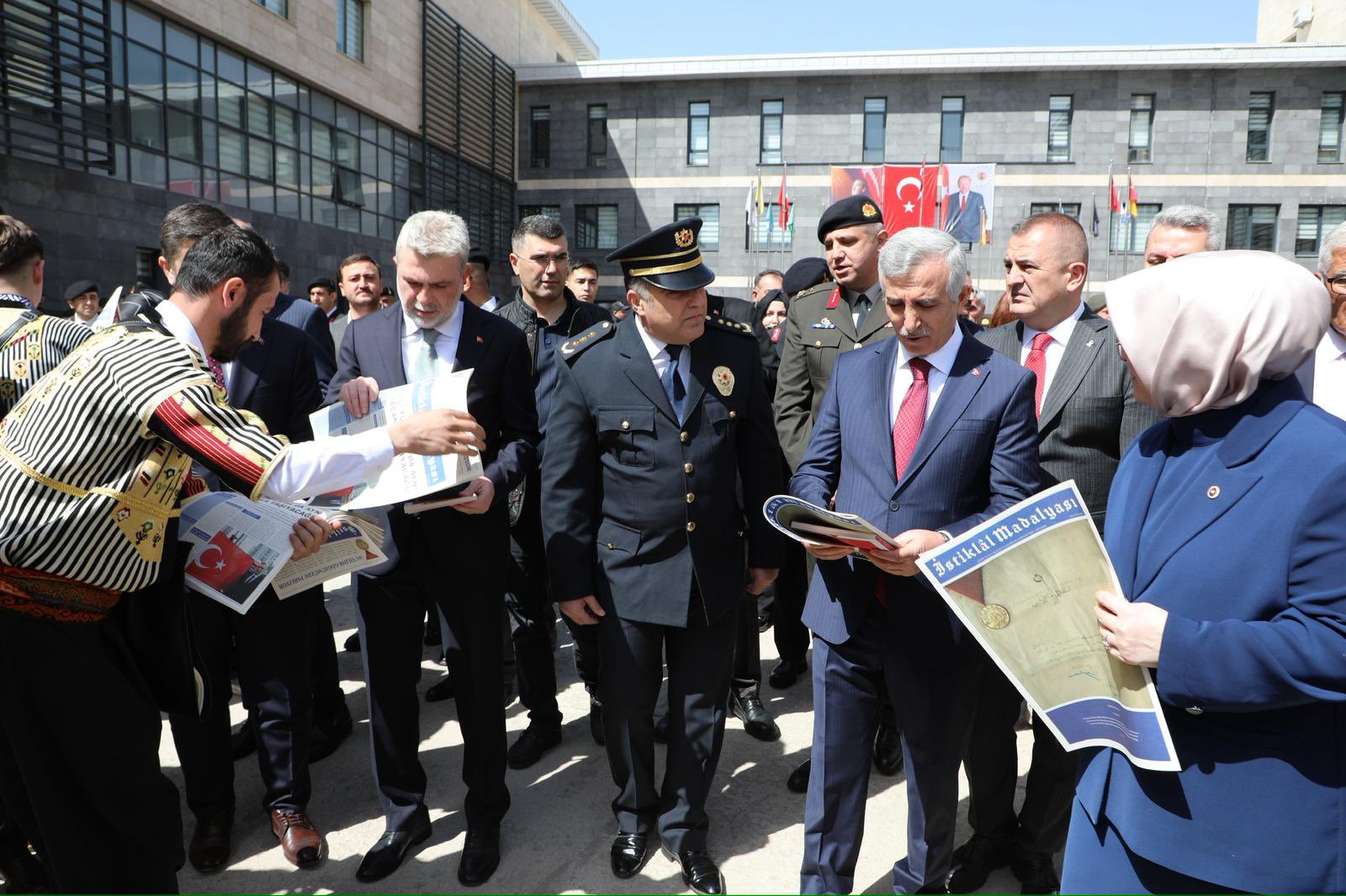 Kahramanmaraş’a TBMM tarafından İstiklal Madalyası verilişinin 101’inci yıl dönümü coşkuyla