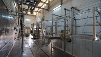 Büyükşehir Belediyesi, Pazarcık’ta bulunan eski ve yıpranmış kesimhaneyi baştan sona