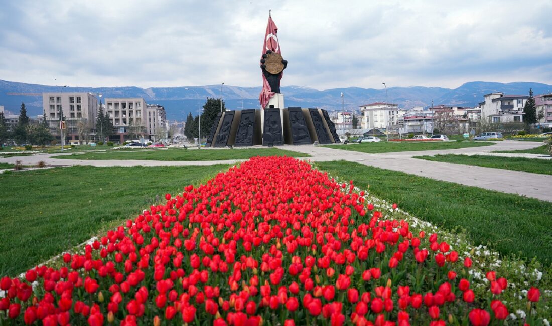 Kahramanmaraş Büyükşehir Belediyesi, yıl boyunca kesintisiz şekilde sürdürdüğü peyzaj ve