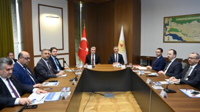 Vali Mükerrem Ünlüer başkanlığında gerçekleştirilen koordinasyon toplantısına katılan Başkan Görgel,