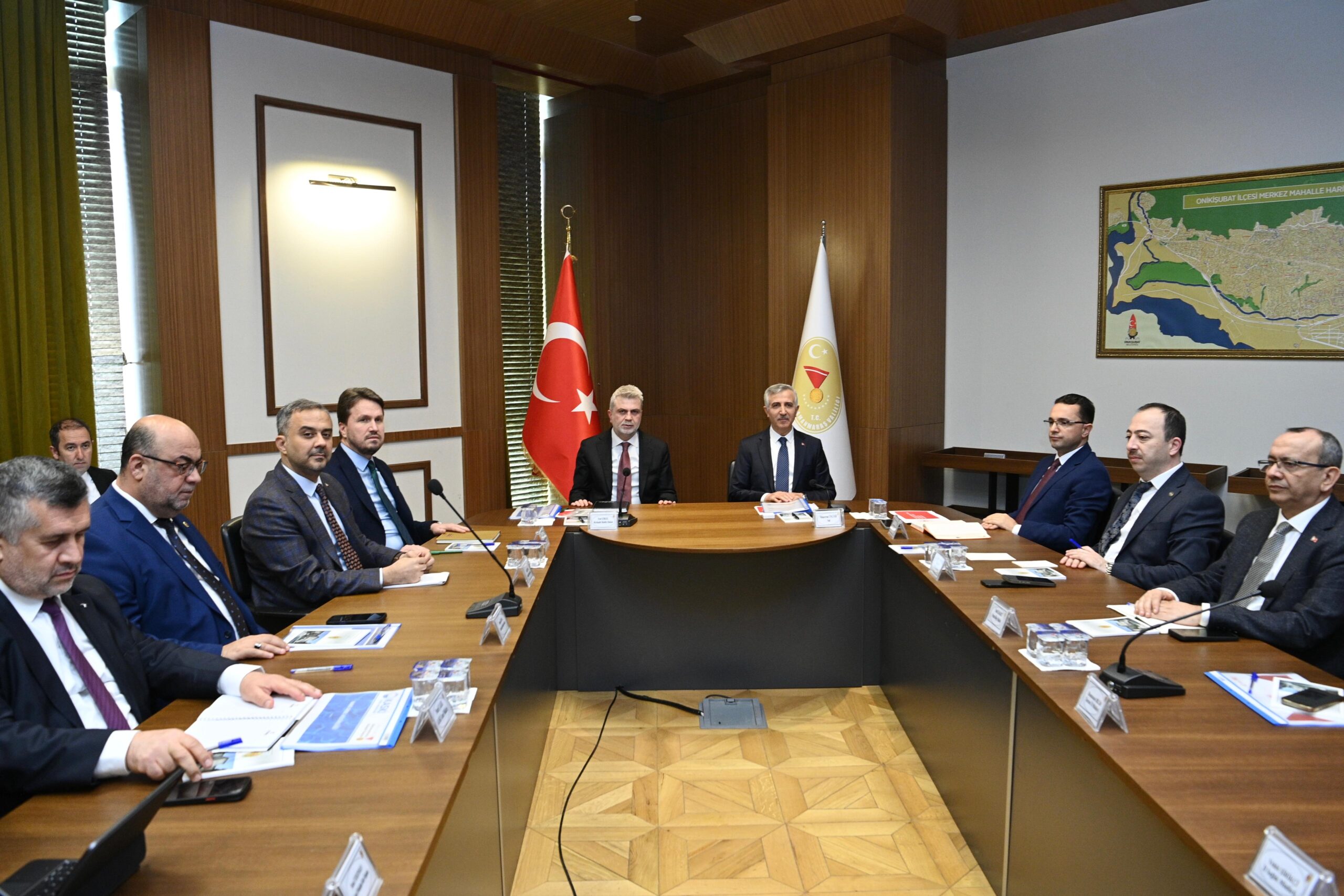 Vali Mükerrem Ünlüer başkanlığında gerçekleştirilen koordinasyon toplantısına katılan Başkan Görgel,