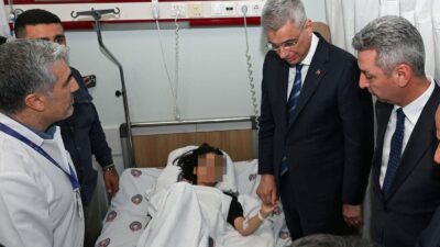 Kahramanmaraş’ta bir ortaokula yönelik gerçekleştirilen silahlı saldırının ardından şehre gelen