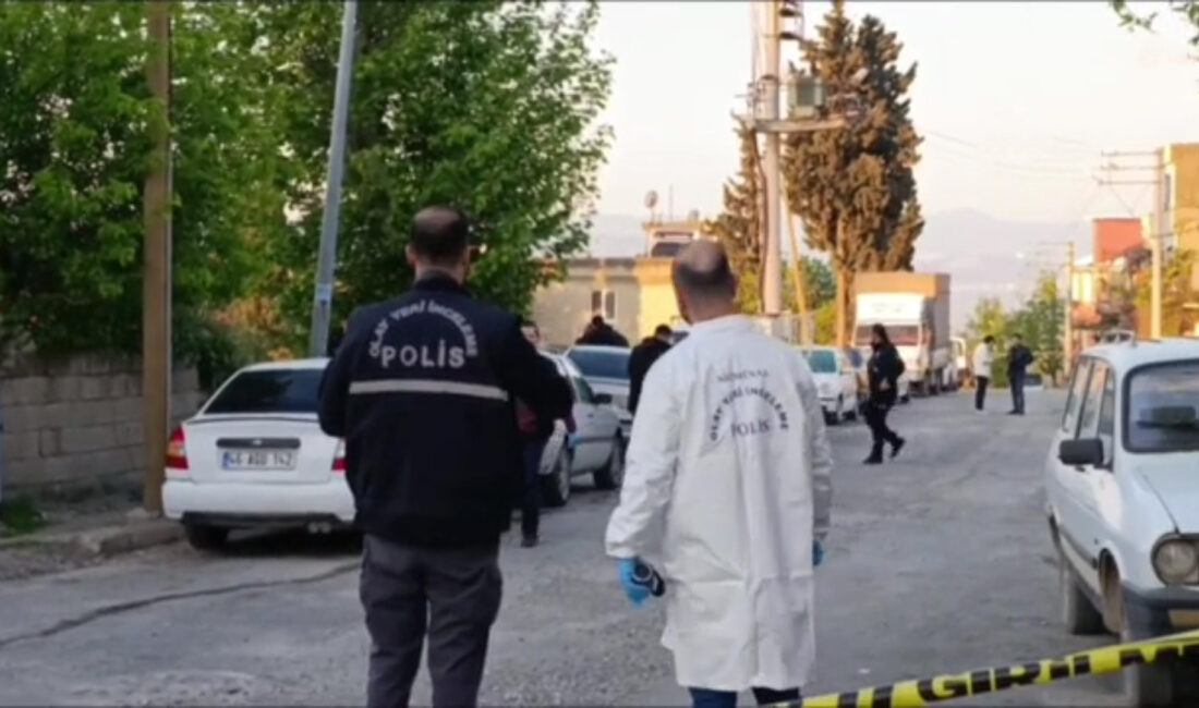 Kahramanmaraş’ın Onikişubat ilçesinde yaşanan korkunç olayda, iki arkadaş arasında çıkan