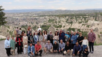 Kahramanmaraş Öğretmen Akademileri kapsamında düzenlenen Kapadokya Kültür Gezisi, öğretmenlerimizin yoğun