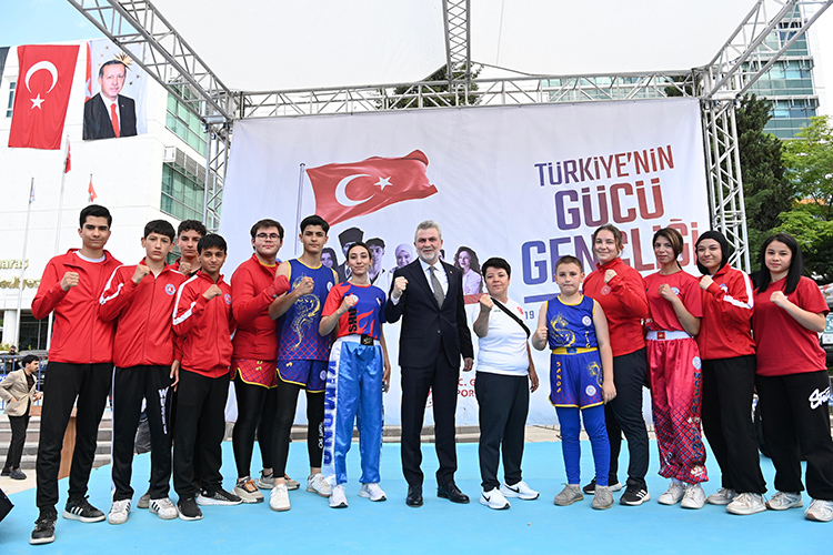 Kahramanmaraş’ta Atatürk’ü Anma, Gençlik ve Spor Bayramı Coşkuyla Kutlandı 2 19 Mayis Kutlamasi 4