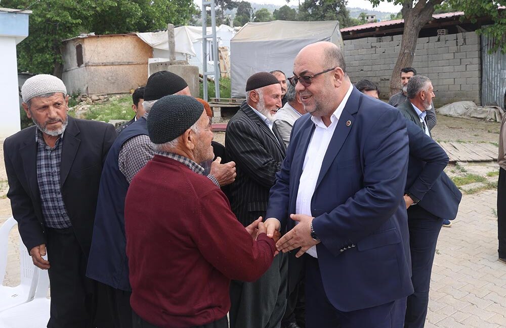 Dulkadiroğlu Belediye Başkanı Mehmet Akpınar, haftalık mahalle toplantıları kapsamında 90.