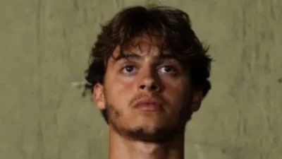 Survivor Yunanistan ekranlarında varlığının sözünü ettiren genç isim Stavros Floros,