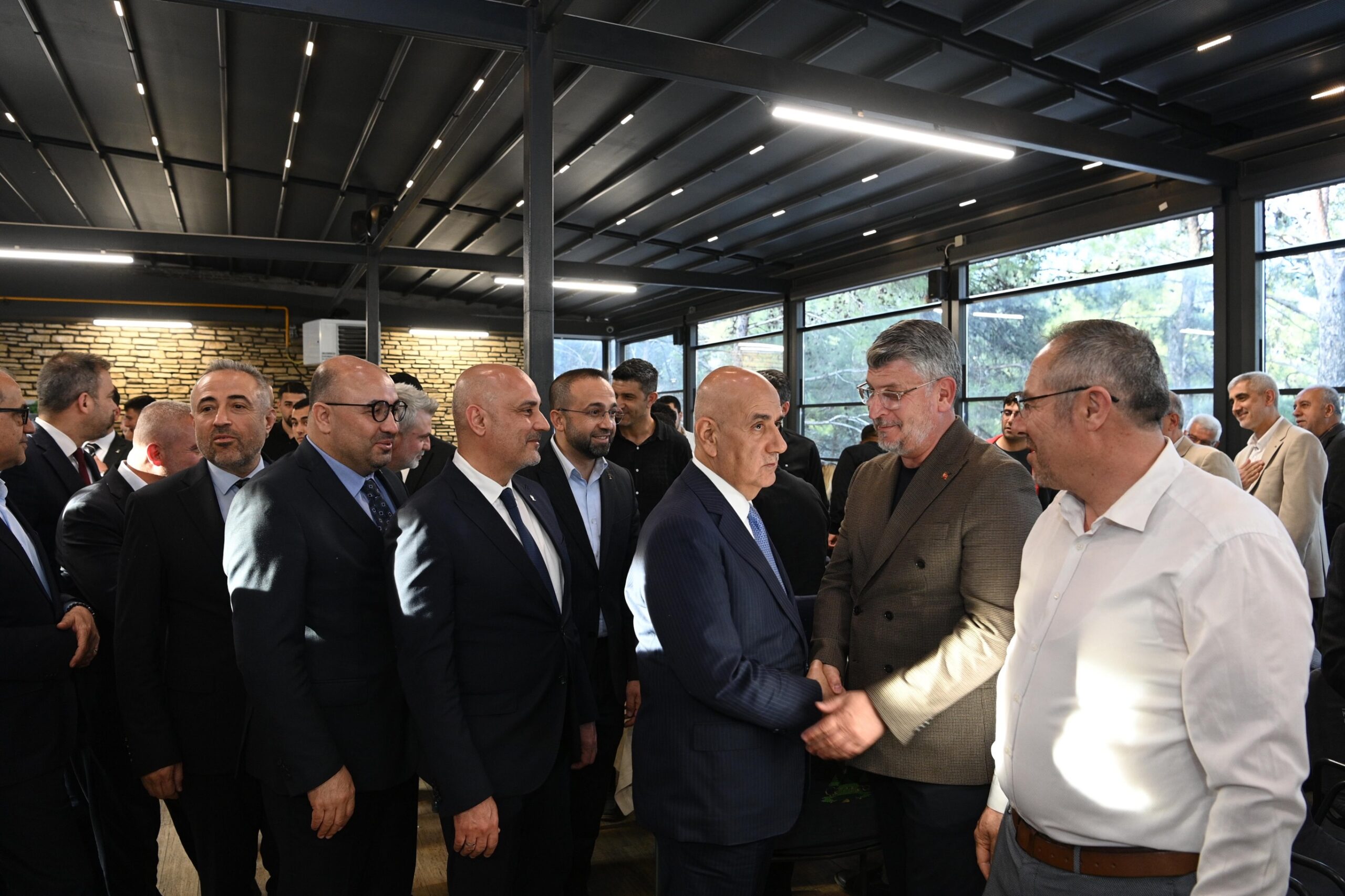 AK Parti Dulkadiroğlu Teşkilatı Tek Yürek Oldu! “Aile Buluşması”na Yoğun Katılım 2 688732932 18467552599098238 8570460543473433314 n scaled