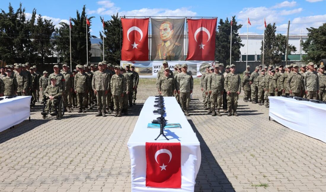 Kahramanmaraş’ta Engelliler Haftası etkinlikleri kapsamında düzenlenen Temsili Askerlik Töreni, bu