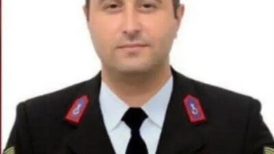 Ankara’nın Bala ilçesinde, otoyol güvenliğini sağlarken bir otomobilin çarpması sonucu