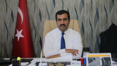 İzomir İnşaat Yönetim Kurulu Başkanı Zafer Yaşar, 19 Mayıs Atatürk’ü