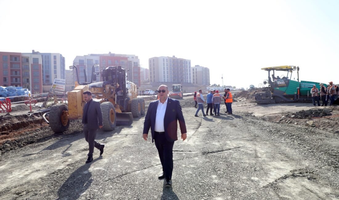 Dulkadiroğlu Belediye Başkanı Mehmet Akpınar, Doğukent Mahallesi’nde devam eden rezerv
