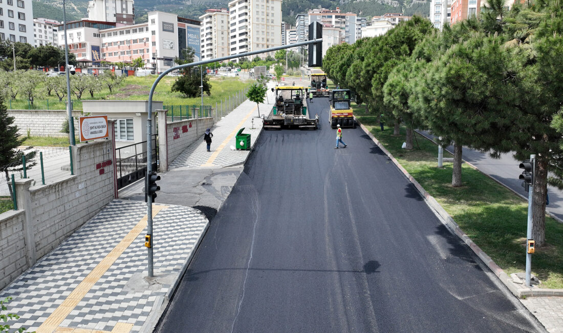 Büyükşehir Belediyesi, şehir merkezinin ulaşımdaki en yoğun tercih edilen arterlerinden