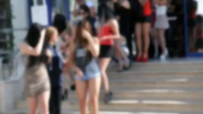 Kahramanmaraş’ın Elbistan ilçesinde gerçekleştirilen fuhuş operasyonu kapsamında gözaltına alınan 10