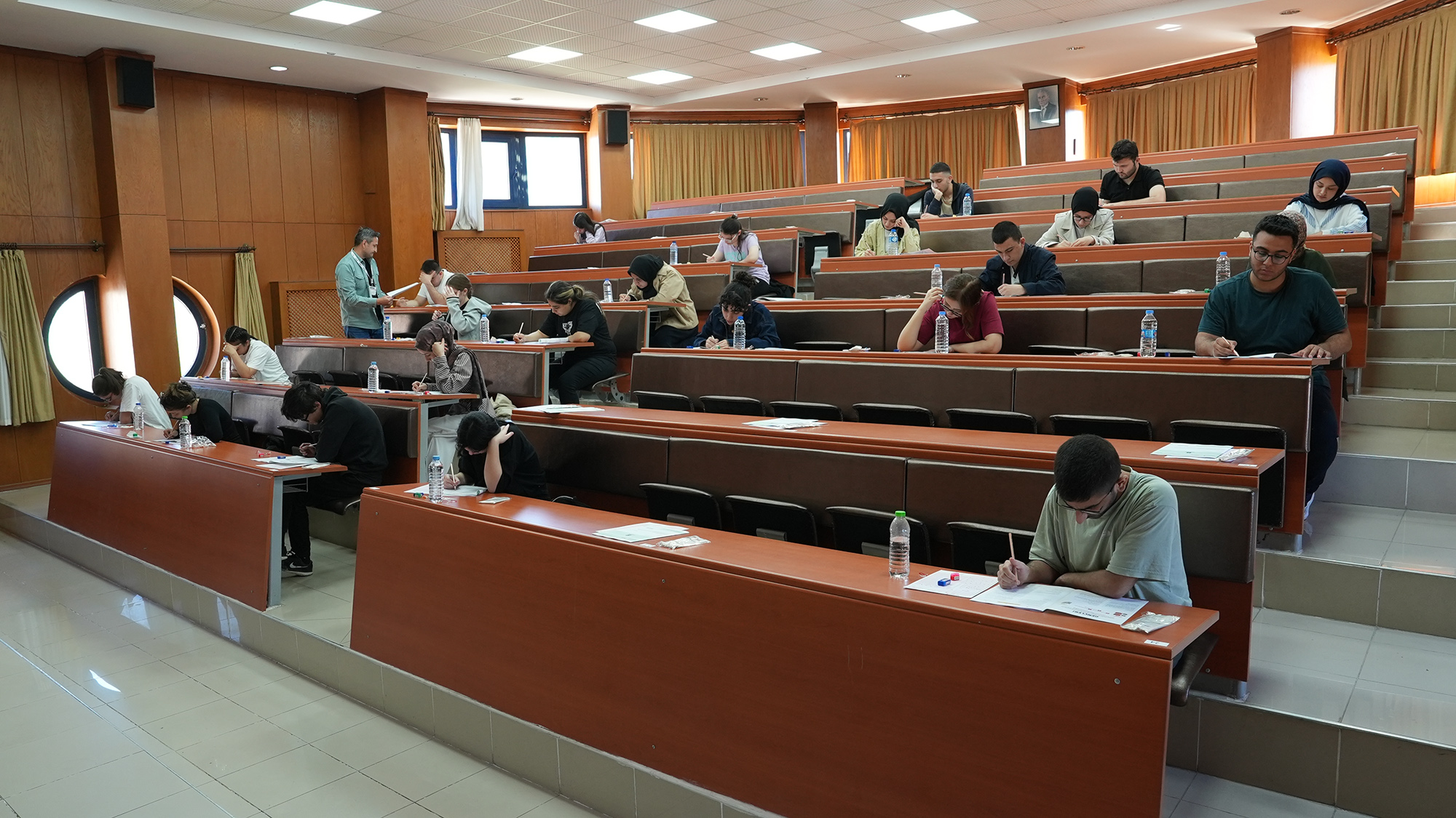 Büyükşehirden Gençlere YKS Öncesi “Son Prova” Desteği! 1 Deneme Sinavi 6
