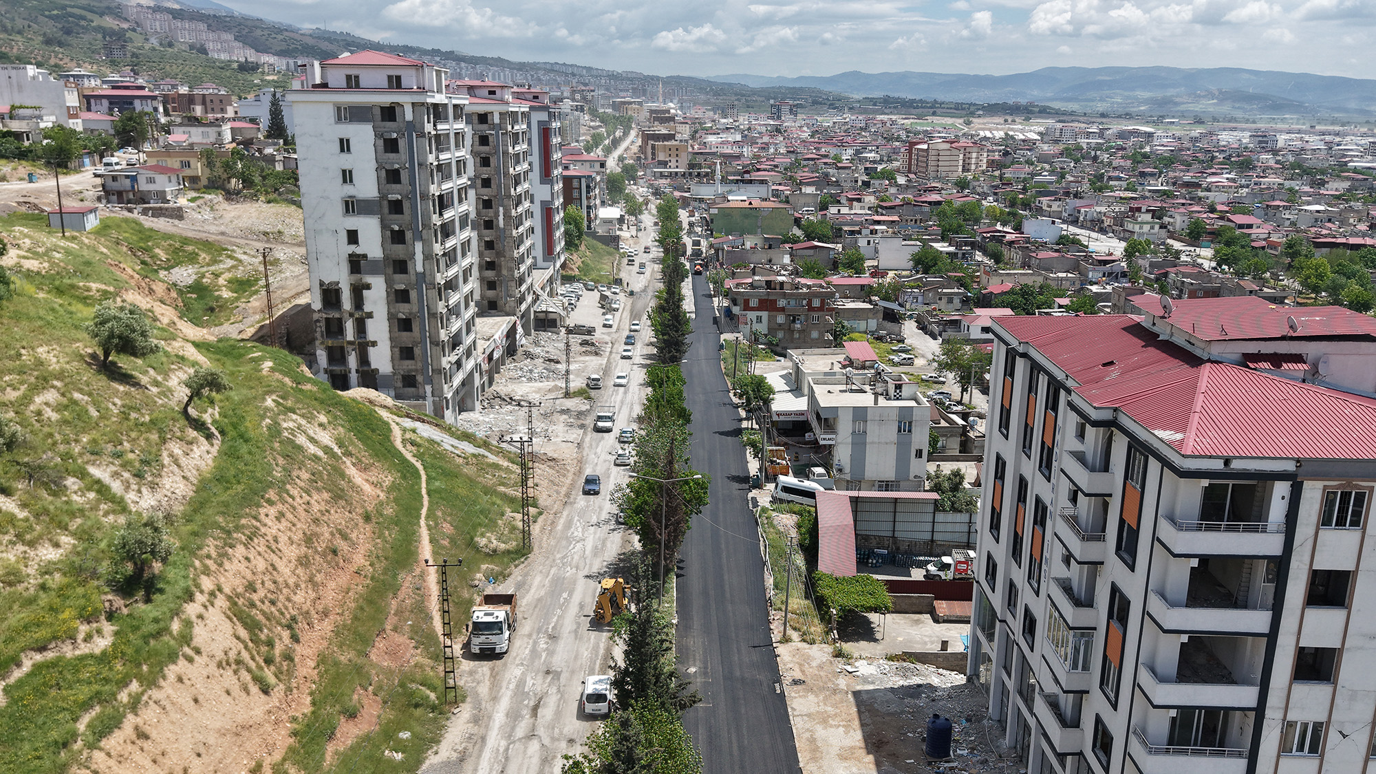 Büyükşehir, Dulkadiroğlu’nda Şeyh Şamil ve Vezir Hoca Bulvarlarını Sıcak Asfaltla Buluşturuyor! 1 Dulkadiroglu 1