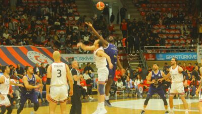 Kipaş İstiklal Spor, Türkiye Basketbol 1. Ligi play-off çeyrek final