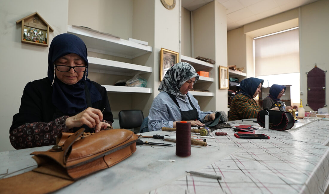 Büyükşehir Belediyesinin Meslek Edindirme Kursları, 26 farklı atölye ve 750