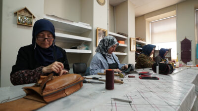 Büyükşehir Belediyesinin Meslek Edindirme Kursları, 26 farklı atölye ve 750