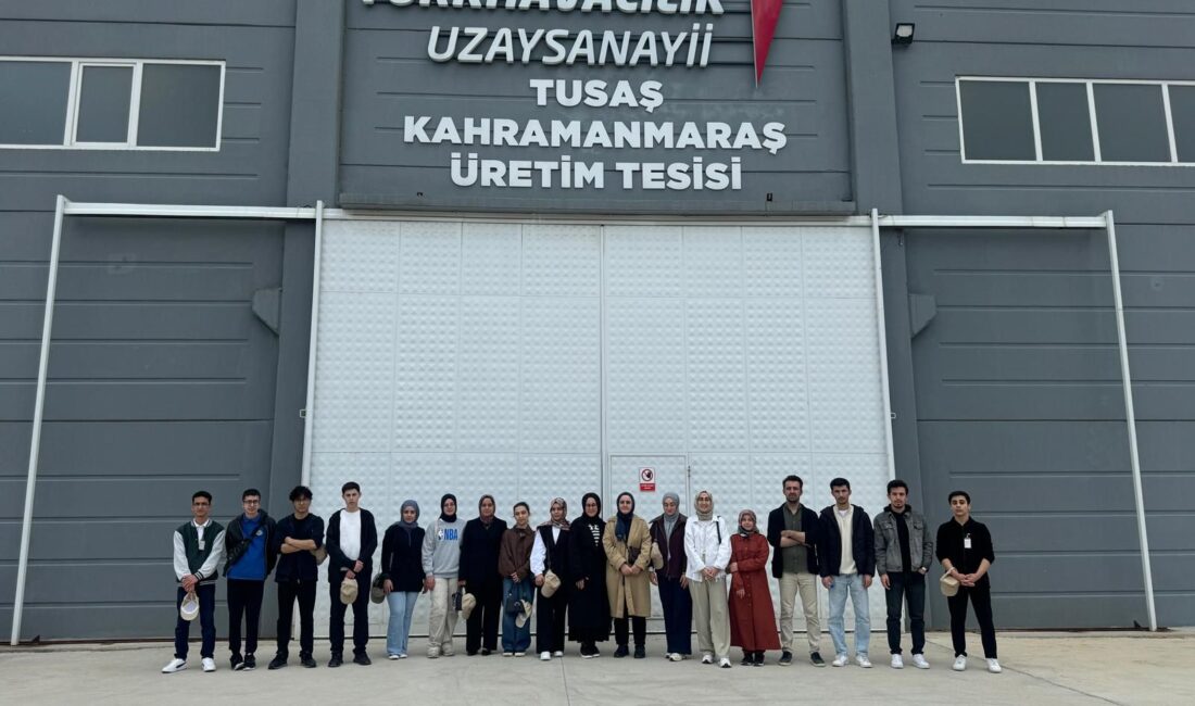 Büyükşehir Belediyesinin gençlik markası Pusula Maraş, teknoloji ve mühendisliğe ilgi