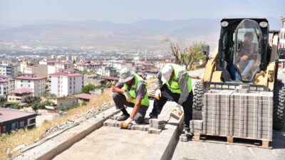 Dulkadiroğlu Belediyesi, ilçe genelinde üstyapı çalışmalarını planlı ve programlı şekilde