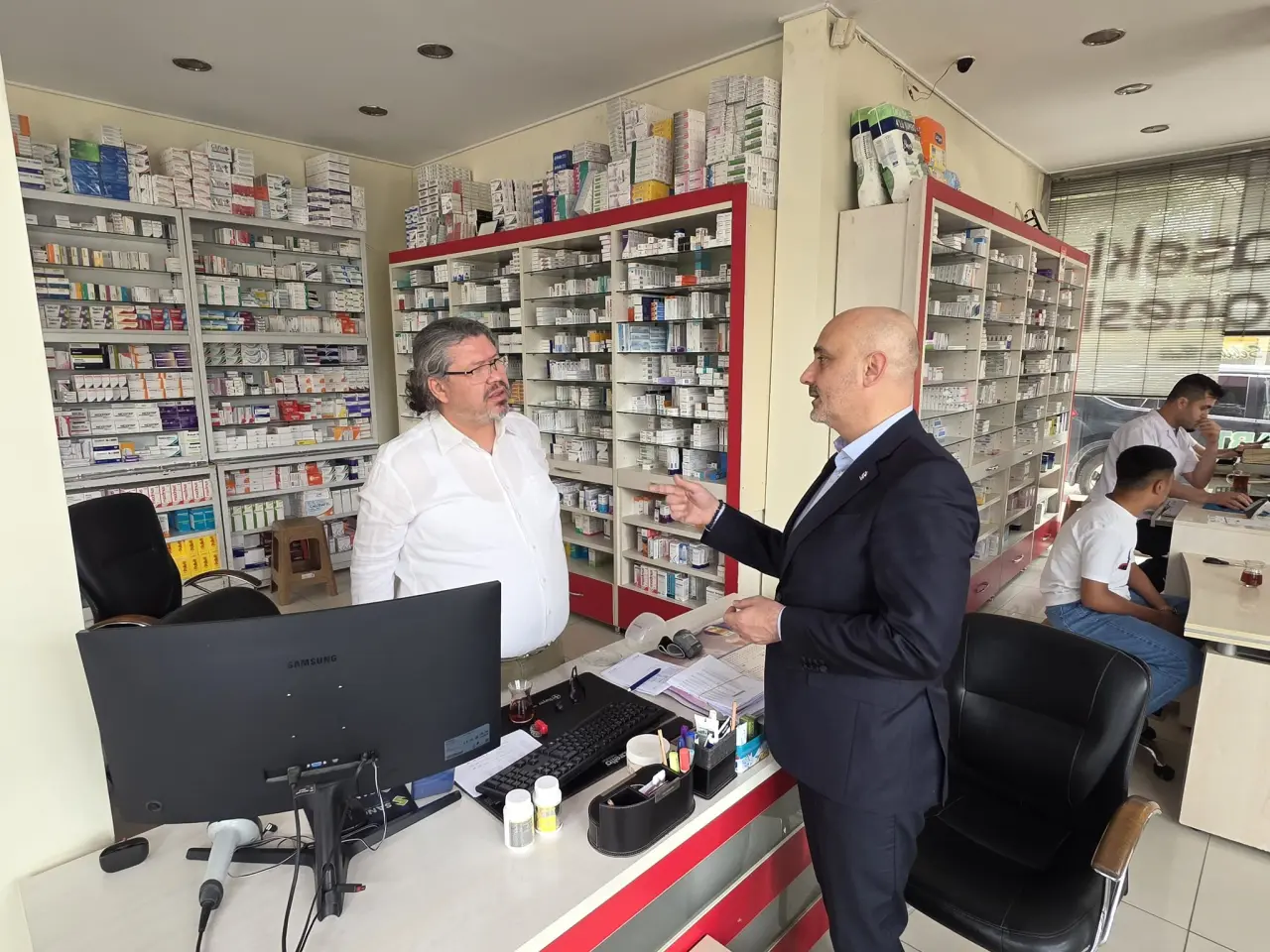 ak parti kahramanmaras il baskani burak gulden eczacilar gun ccyc9u