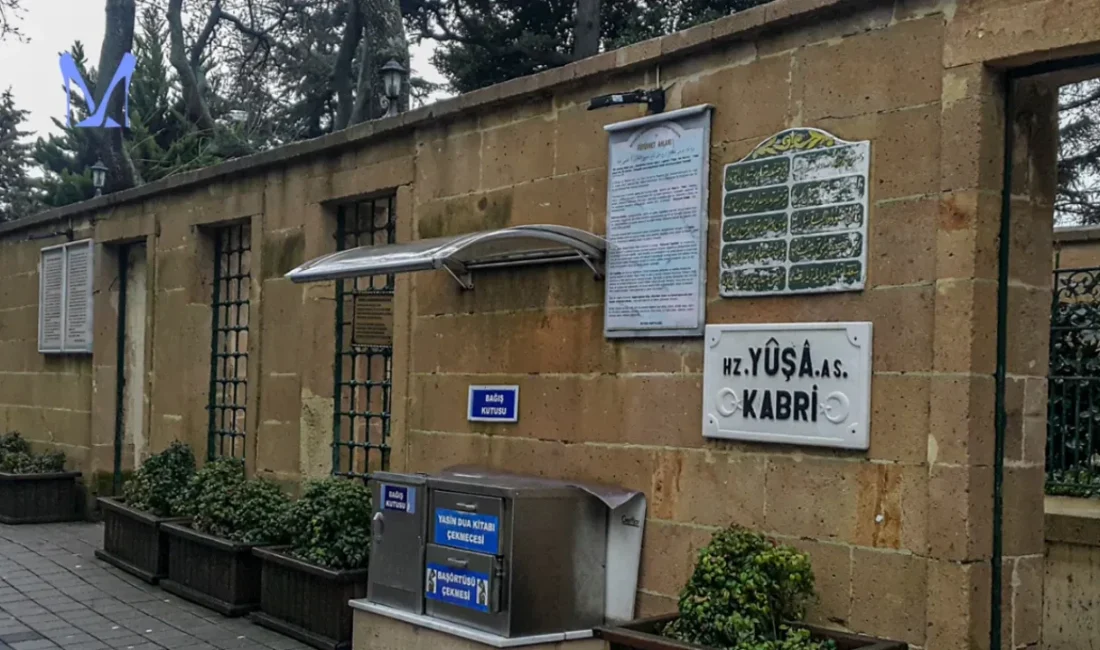 İstanbul’un hem manevi atmosferi hem de etkileyici Boğaz manzarasıyla öne