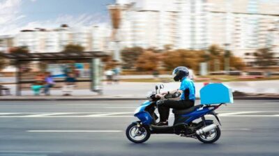 Motokurye sektörünü yakından ilgilendiren SRC kurye belgesi düzenlemesinde yeni gelişmeler